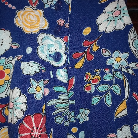 Genuine kids, from Oshkosh, 2t blue floral button up spaghetti strap sun dress - Picture 4 of 5
